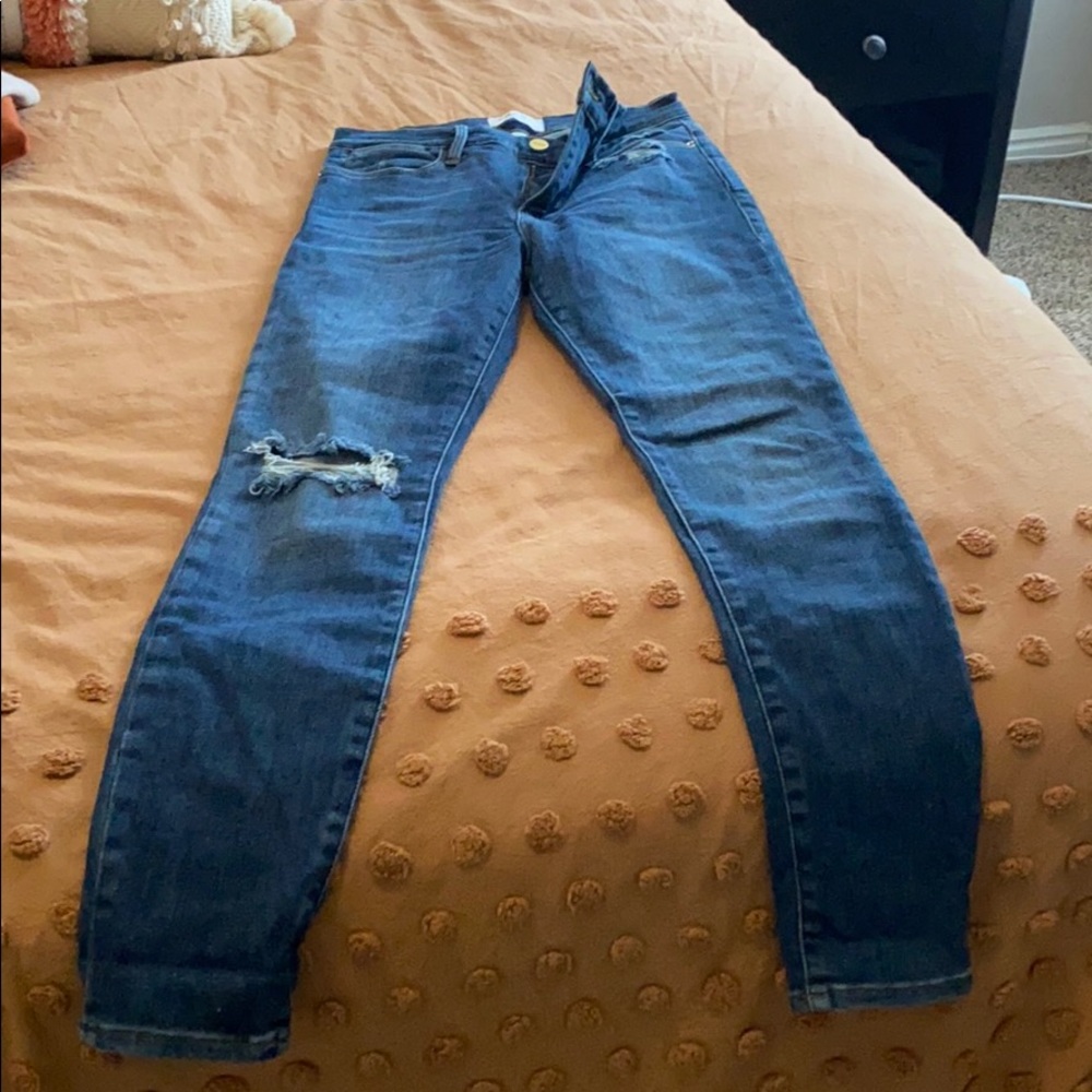 Frame Le High Skinny Jeans